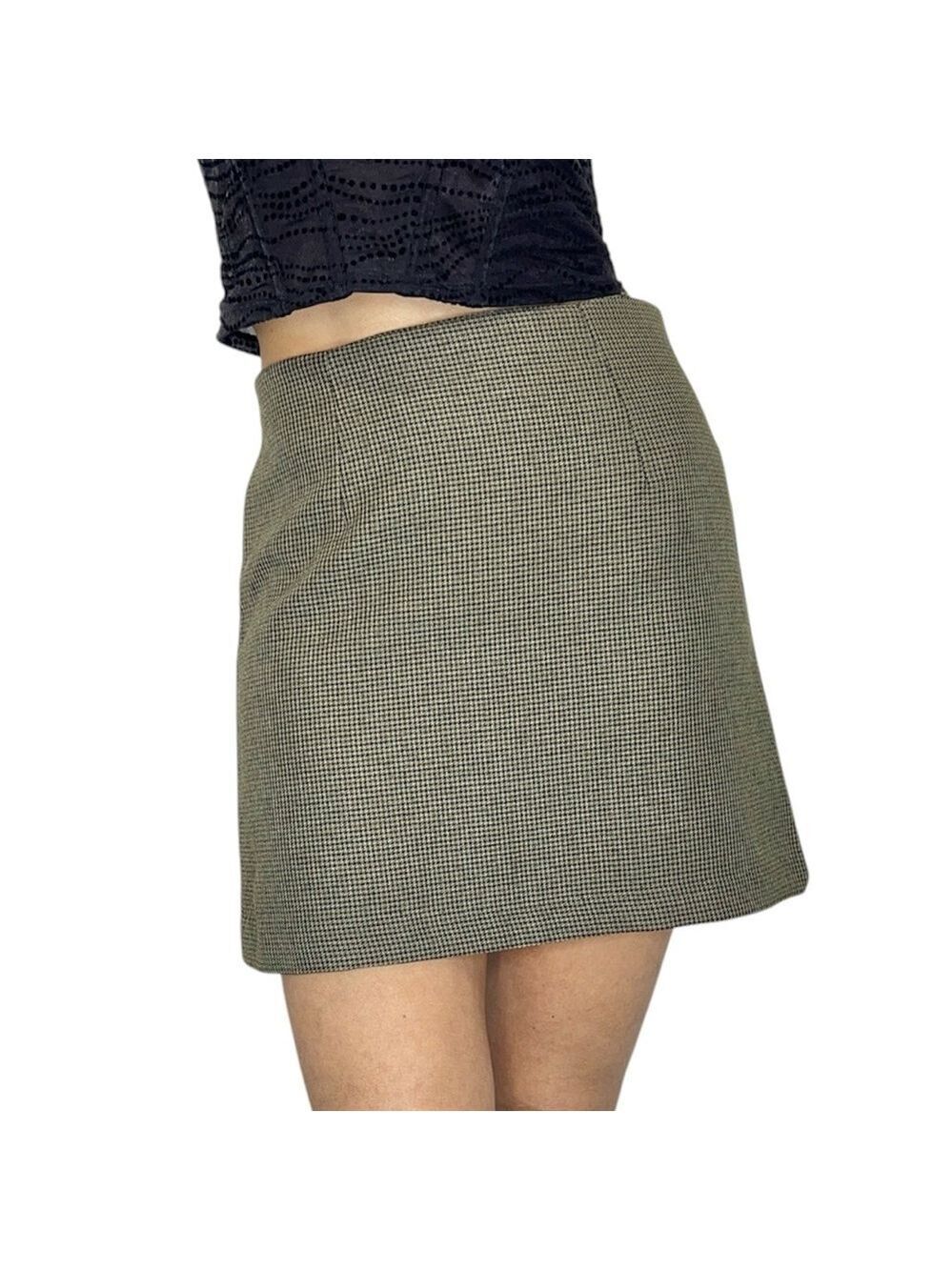 Vintage 90s minimalist beige black check houndstooth a line mini skirt